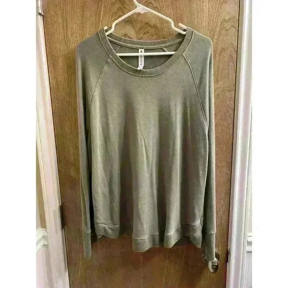 Athleta Mindset Relaxed Fit Sweatshirt Women's Light Olive Green Size 1X Comfy - Picture 1 of 11